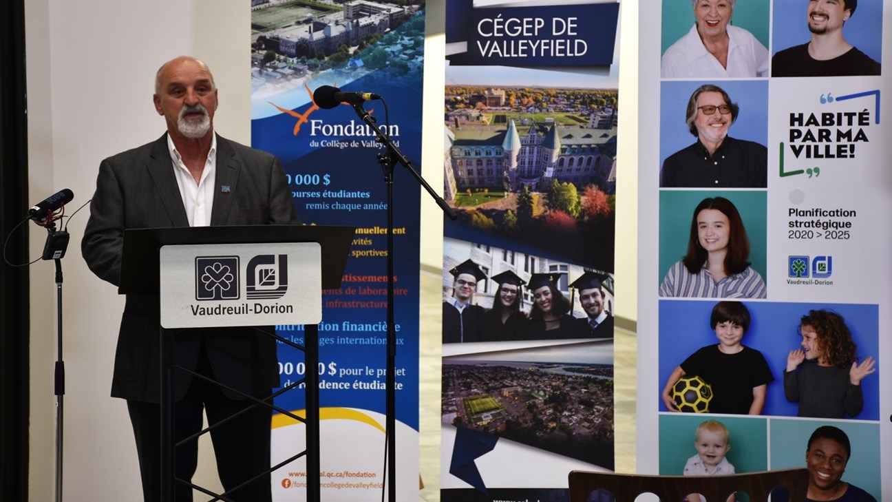 Vaudreuil-Dorion octroie 75 000 $ à la Fondation du Collège de Valleyfield