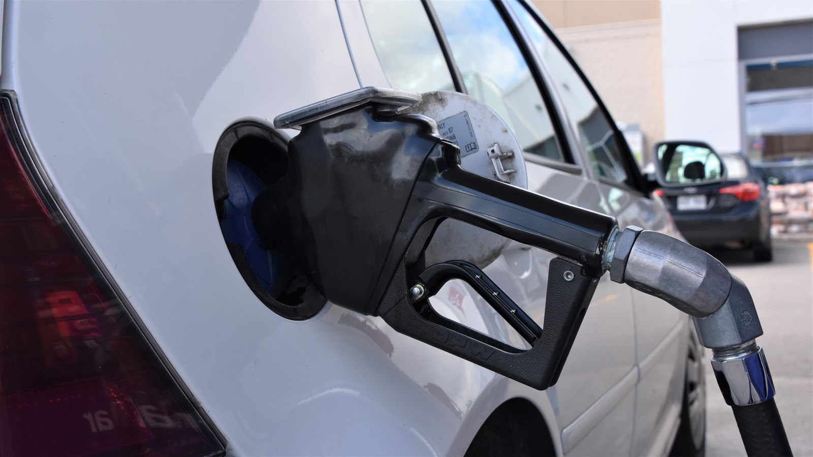 Pourquoi le prix de l’essence varie-t-il autant dans Vaudreuil-Soulanges?