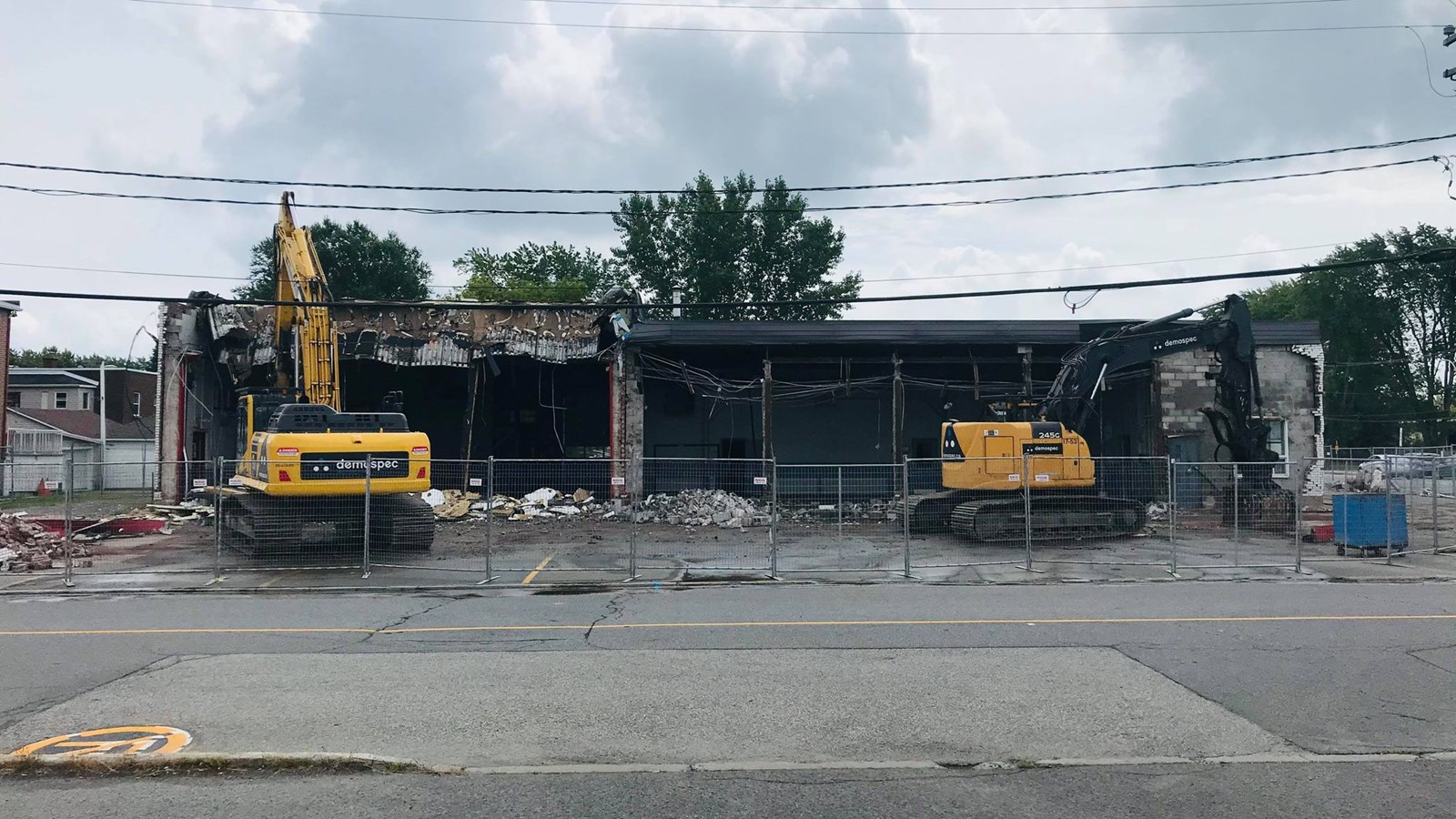 Démolition de l'ancienne caserne incendie de Vaudreuil-Dorion