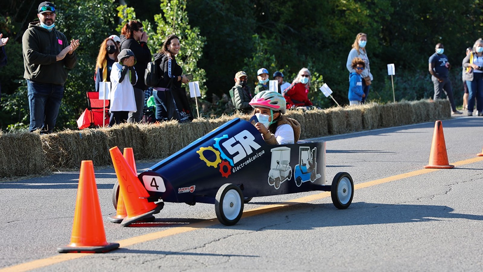 Plaisir et sourires en quantité à la Course de boîtes à savon de Vaudreuil-Dorion