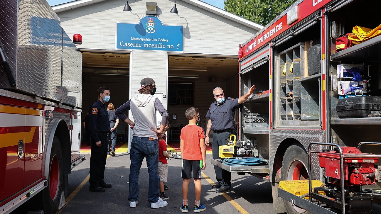 Petits et grands ont pu rencontrer les pompiers de Les Cèdres ce samedi