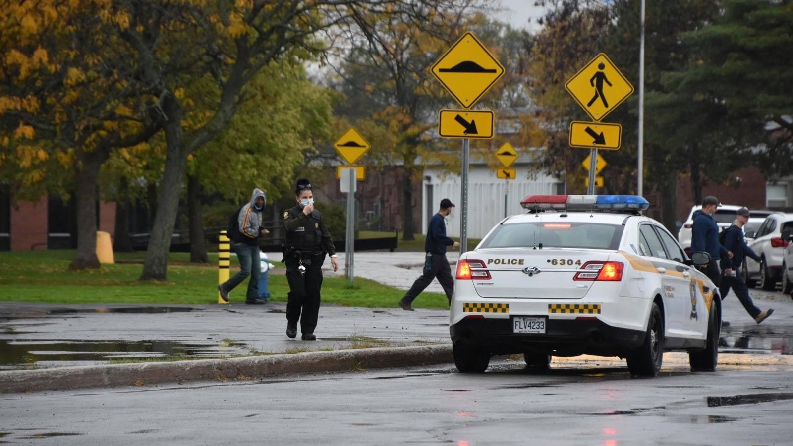 Un homme de 41 ans a été arrêté par la Sûreté du Québec en lien avec des menaces