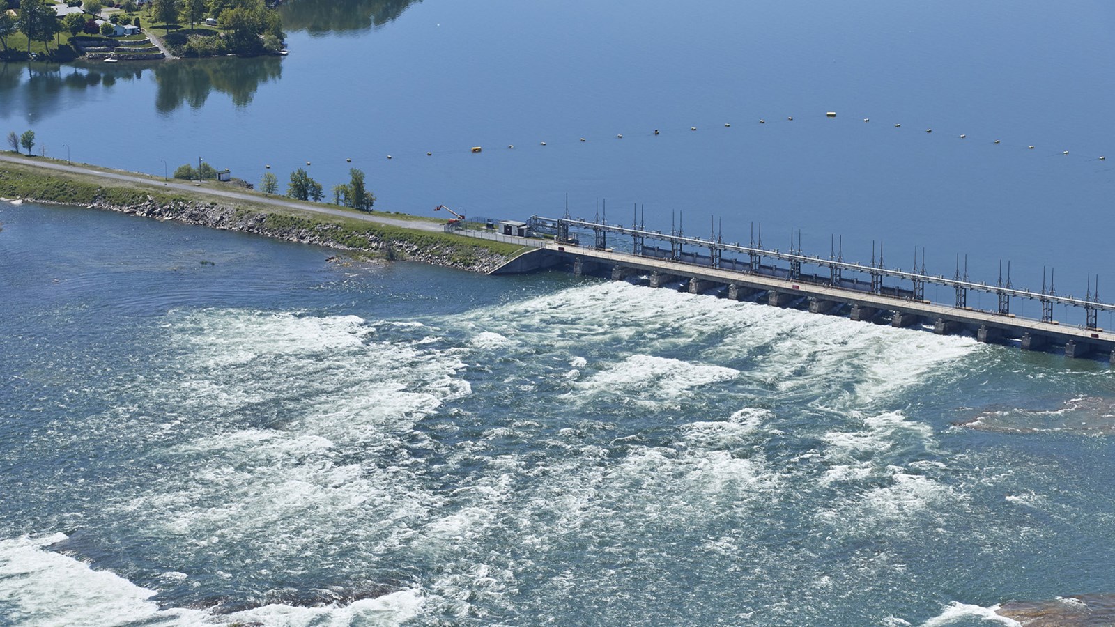 Retrait des bouées de sécurité et vidange des bassins d'Hydro-Québec à venir 