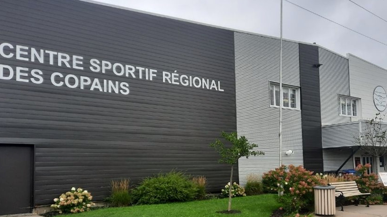 Passeport vaccinal exigé pour accéder au Centre sportif régional des Copains 