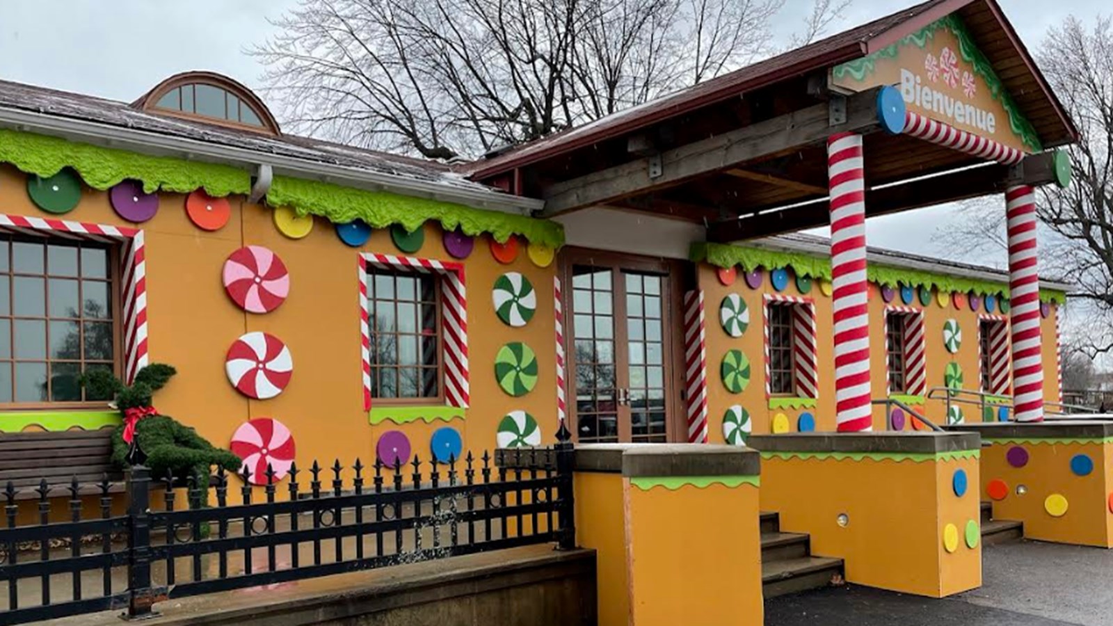 Un chalet en pain d’épices  au parc Delpha-Sauvé