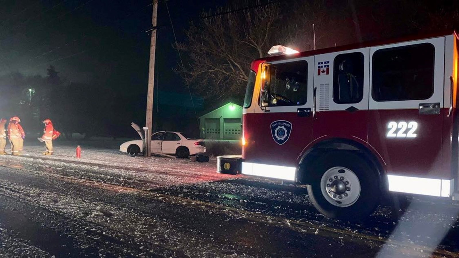 Collision auto VS poteau à Saint-Télesphore très tôt ce matin 
