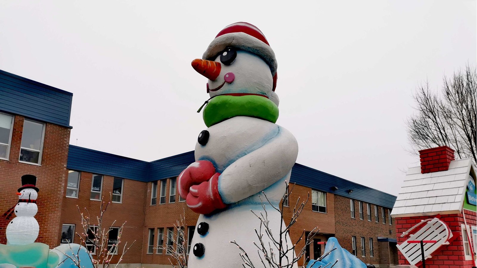 Le Défilé de Noël, édition 2021 de Saint-Zotique est en cours