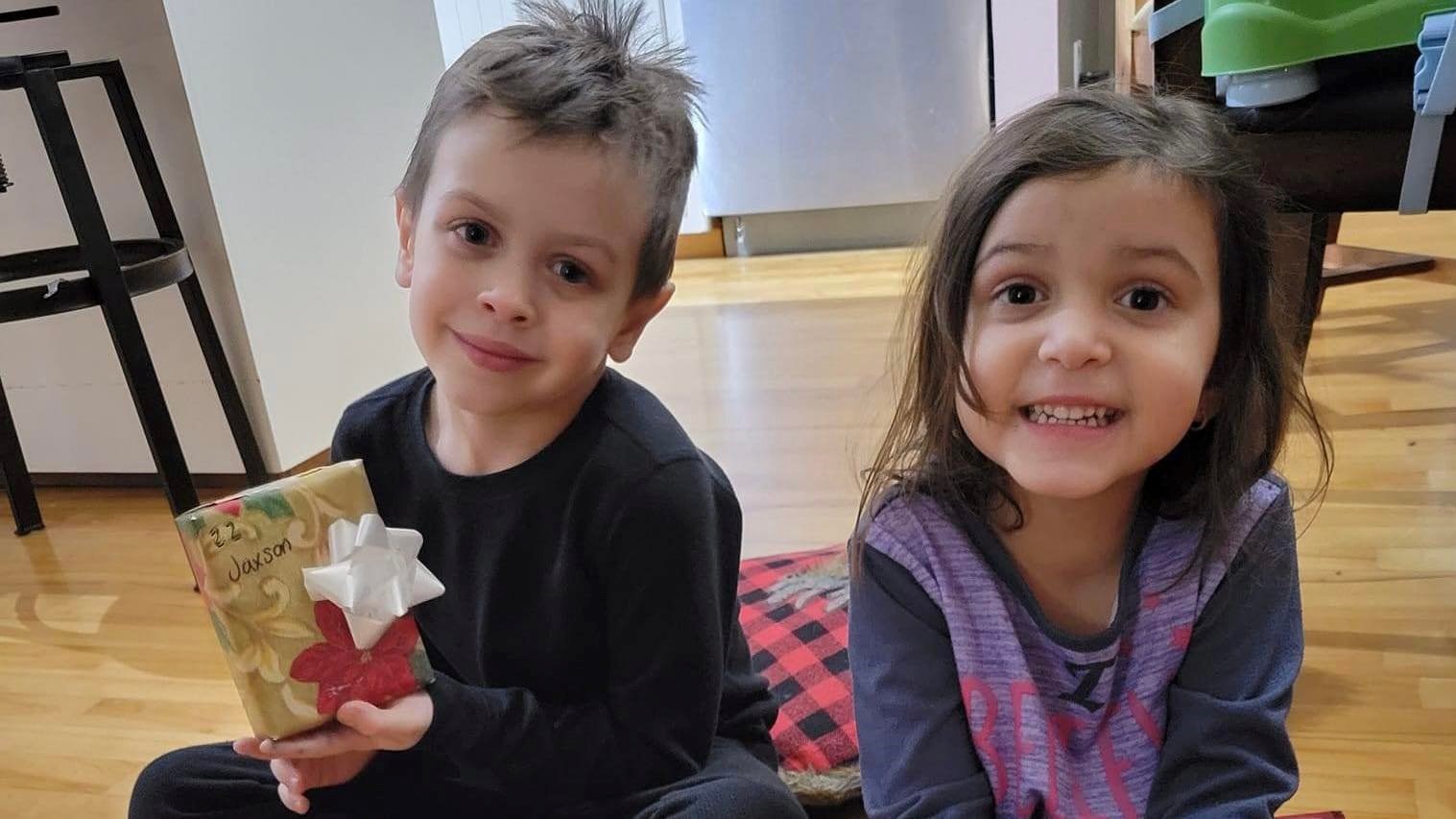Des cadeaux ont été remis à près d’une centaine d’enfants à Saint-Télesphore