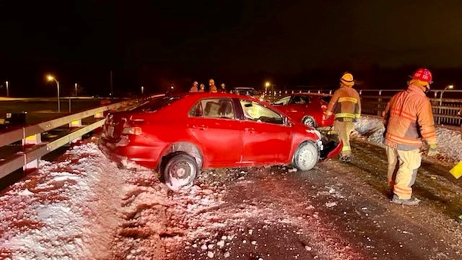 Face-à-face sur le viaduc des Chenaux en fin de journée 