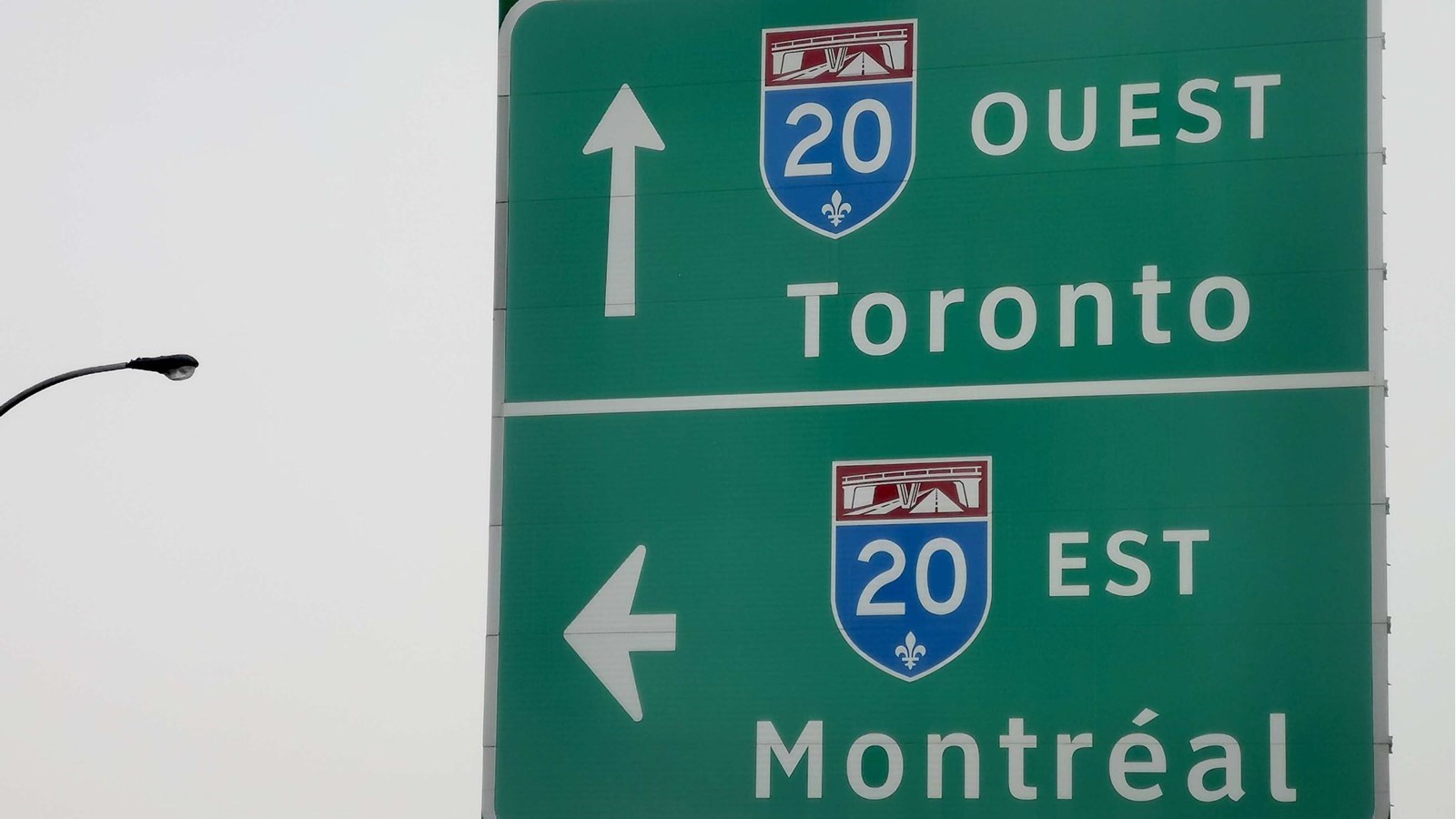Entrave à venir sur l'autoroute 20 à Rivière-Beaudette 