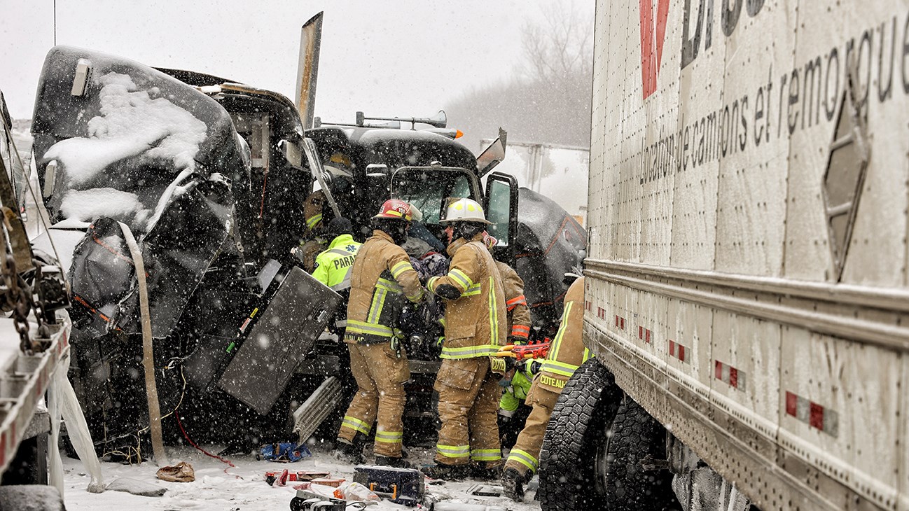Un carambolage monstre sur l’autoroute 20 dans le secteur de Coteau-du-Lac