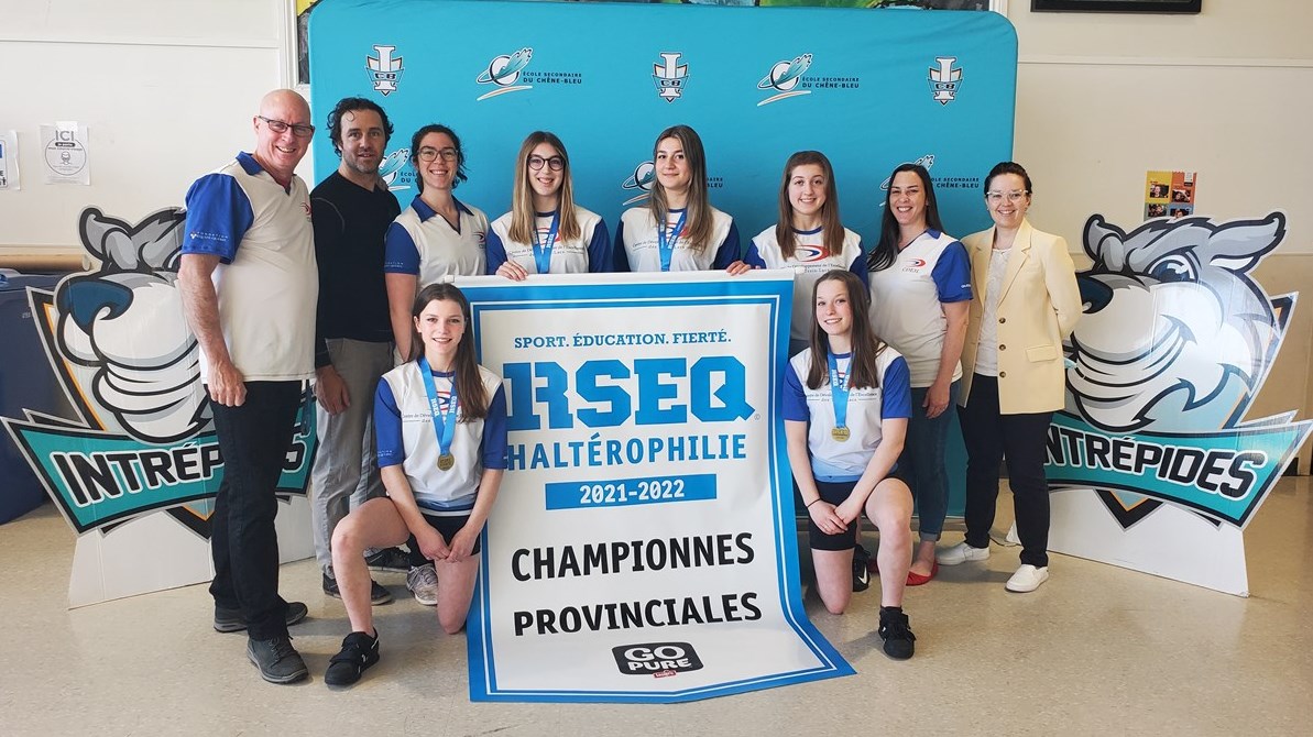 L'équipe féminine d'haltérophilie du Chêne-Bleu est couronnée championne provinciale