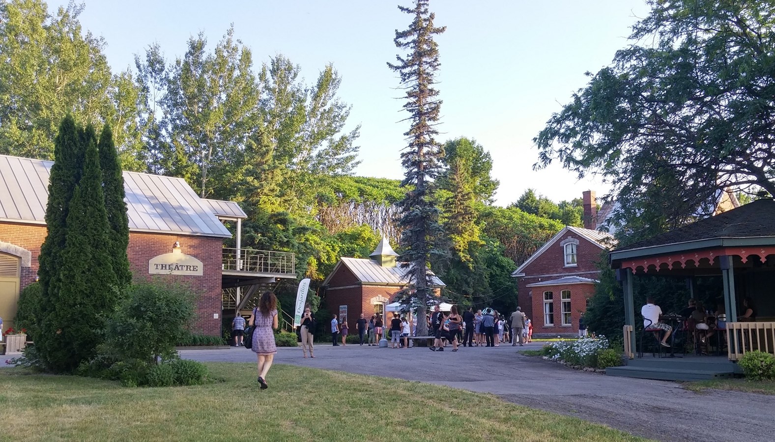 Une pièce produite par le Théâtre du Crapaud Cornu à Pointe-des-Cascades cet été