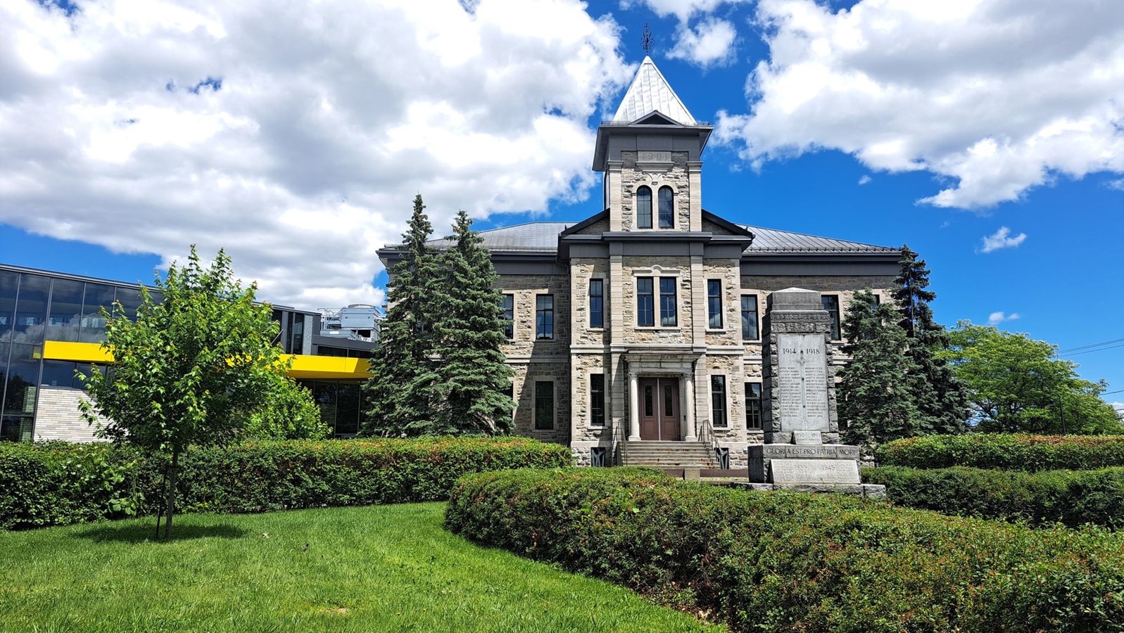 Grève des avocats de la défense: report de dossiers au Palais de justice de Valleyfield