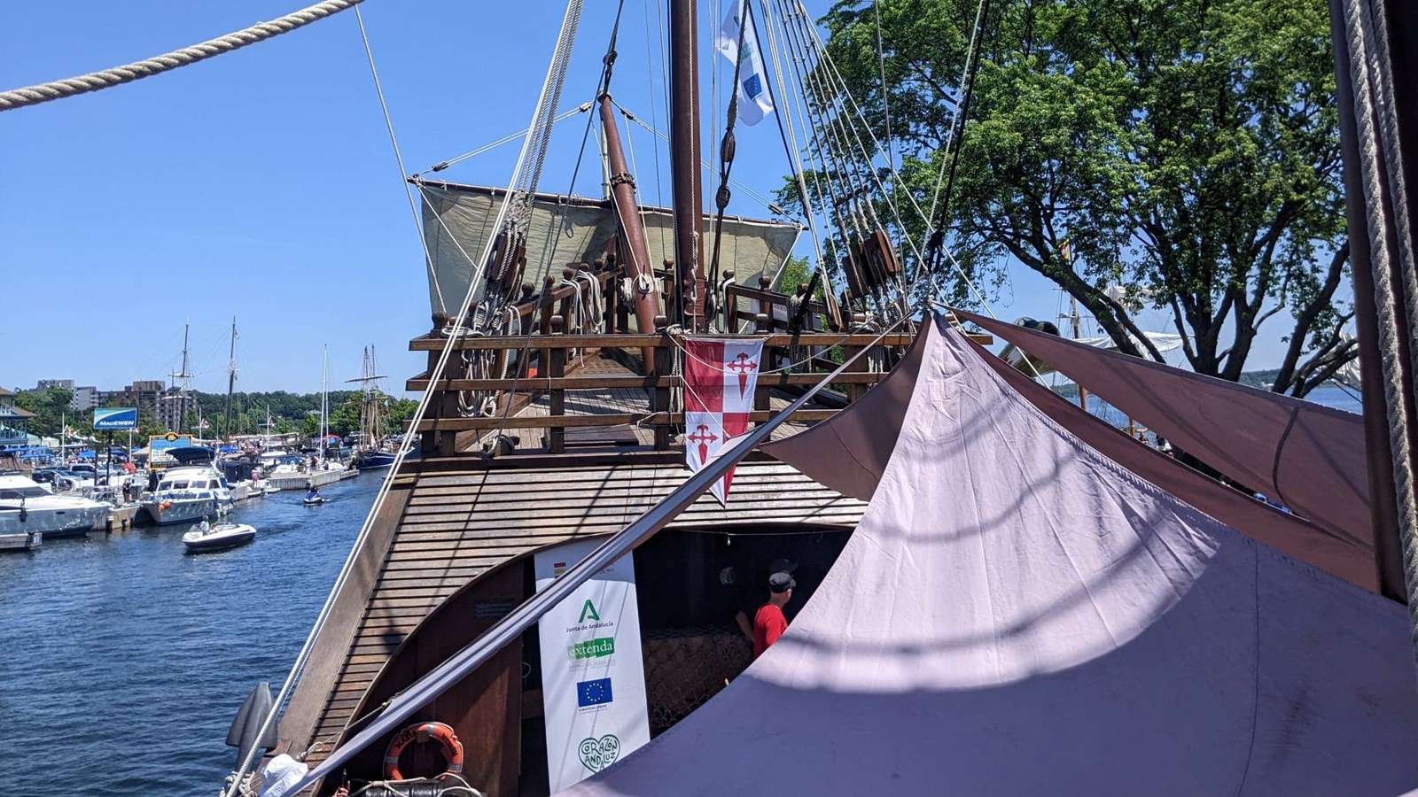 L'impressionnant bateau a été amarré à Brockville tout le week-end et les intéressés pouvaient le visiter
