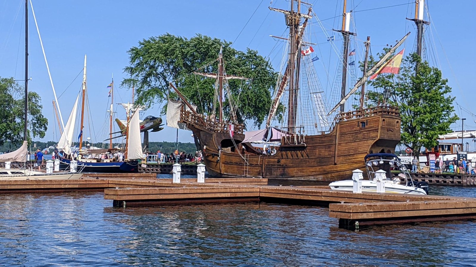 Un bateau historique a traversé la Voie maritime du Saint-Laurent