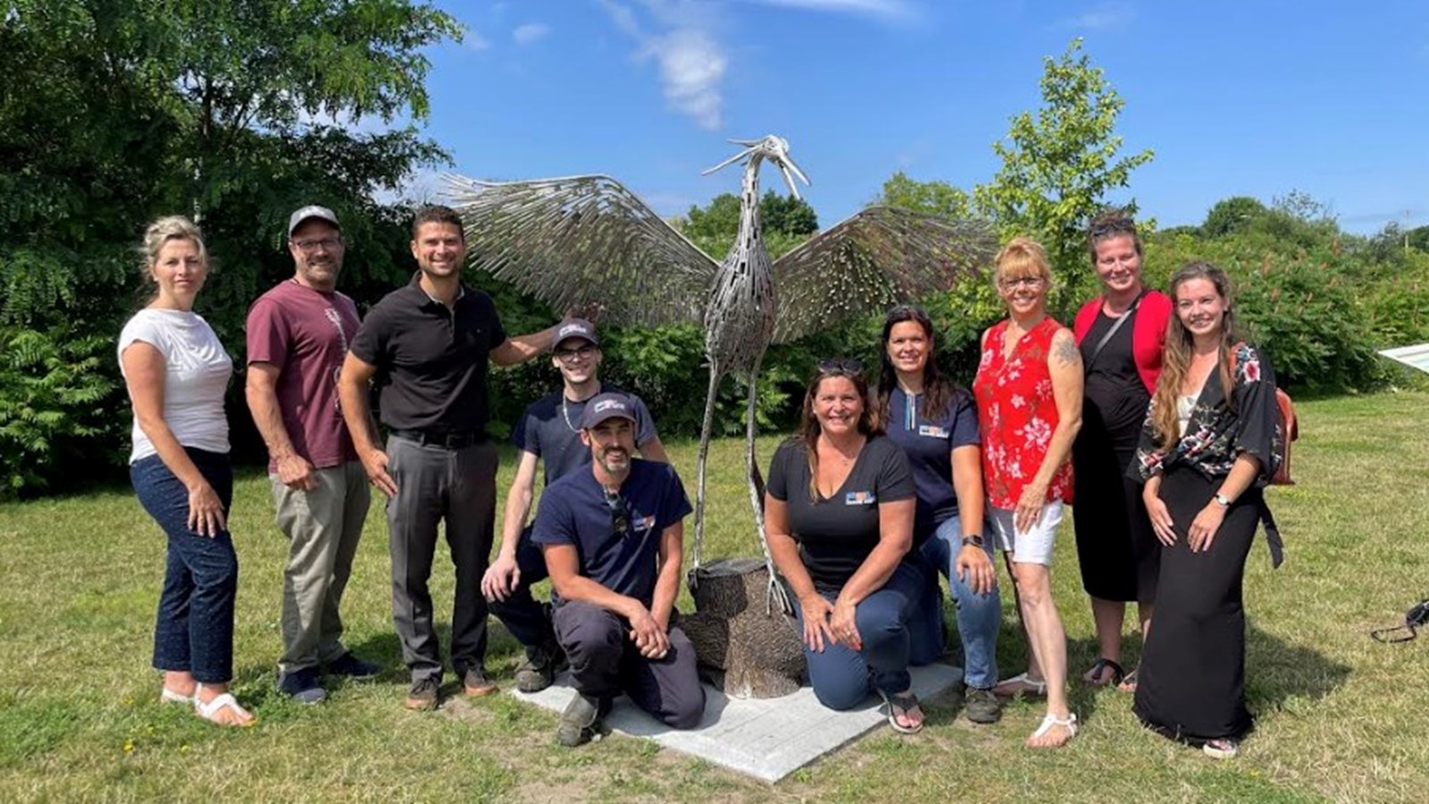 Une sculpture pour sensibiliser à l'impact du plastique sur la faune