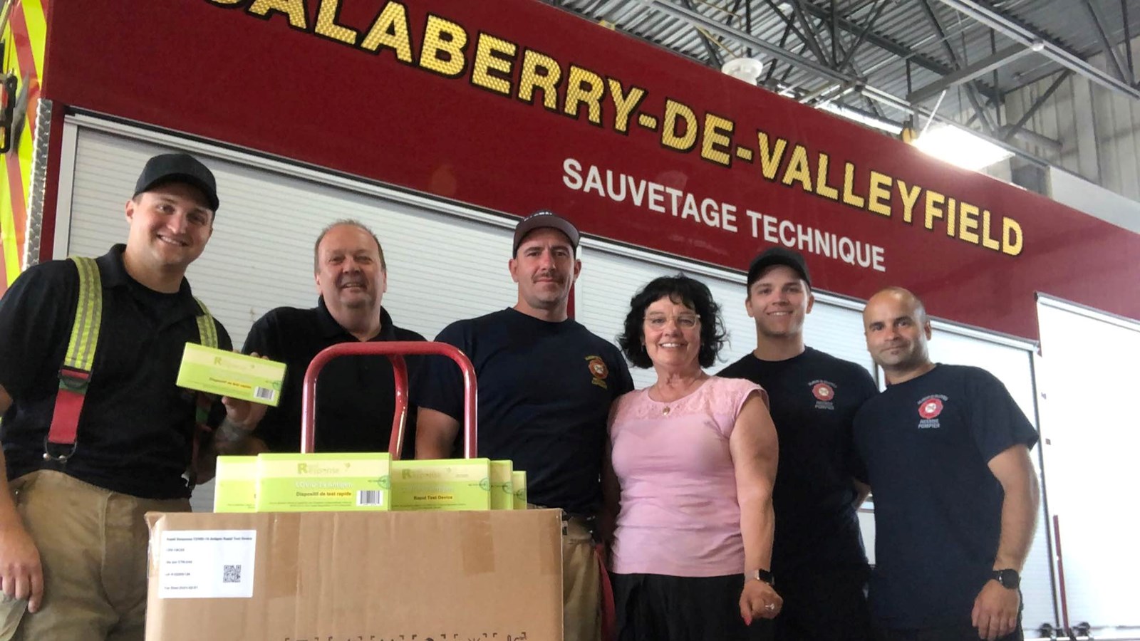 Les pompiers de Salaberry-de-Valleyfield ont facilité la distribution de tests rapides