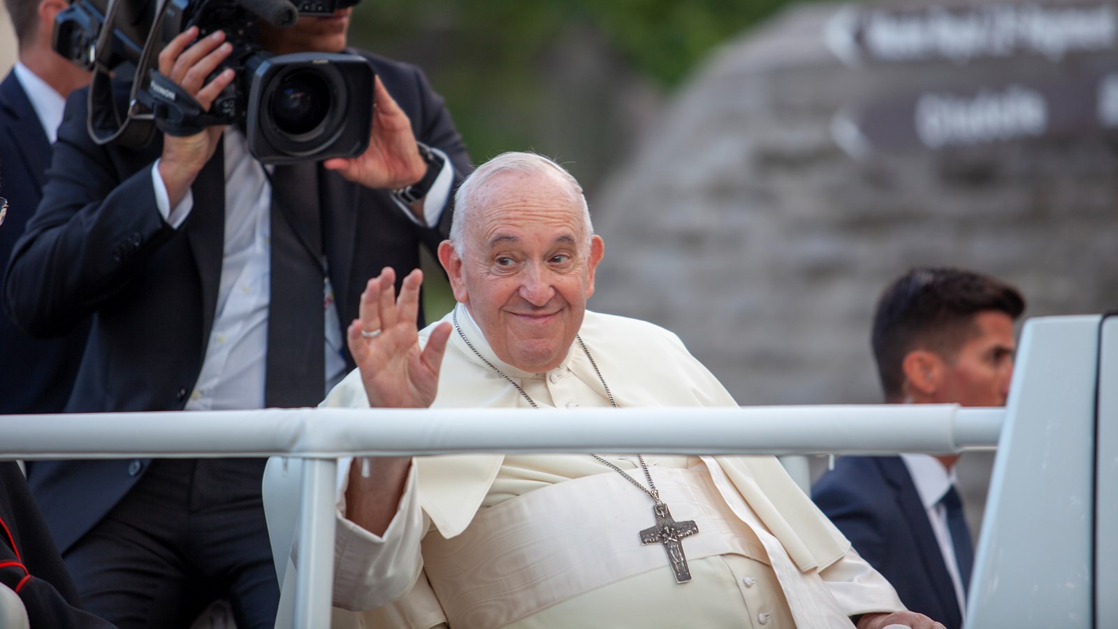 Sondage : avez-vous été convaincu par les excuses du Pape ?
