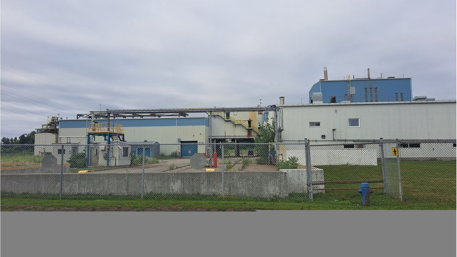 Incendie dans une usine désaffectée de Salaberry-de-Valleyfield 