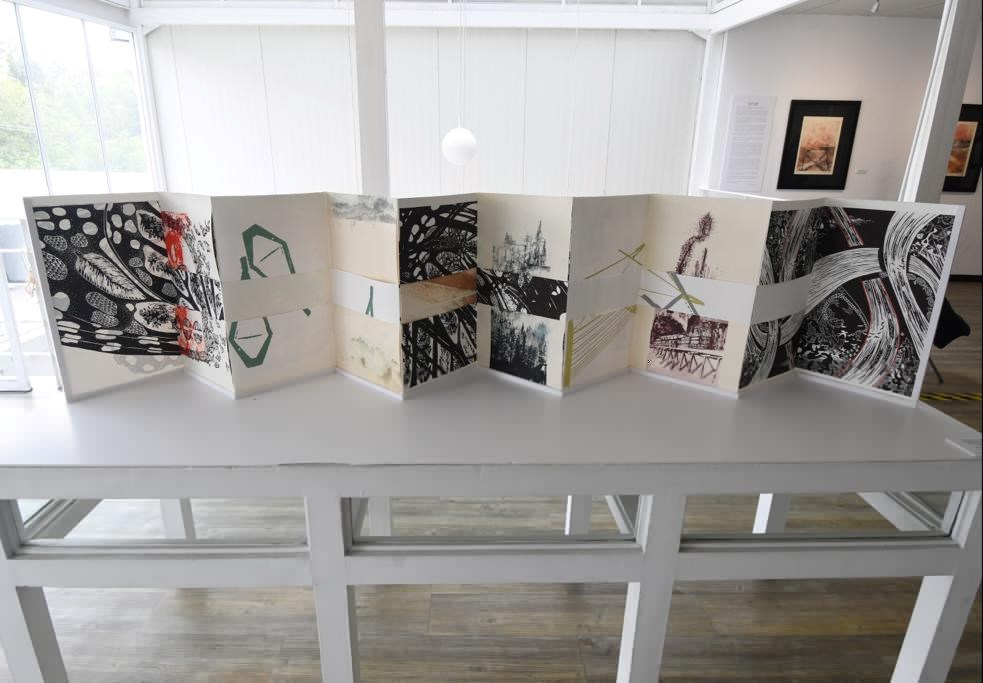 Puentes de papel - Ponts de papier: une exposition à voir au Musée régional de Vaudreuil-Soulanges 