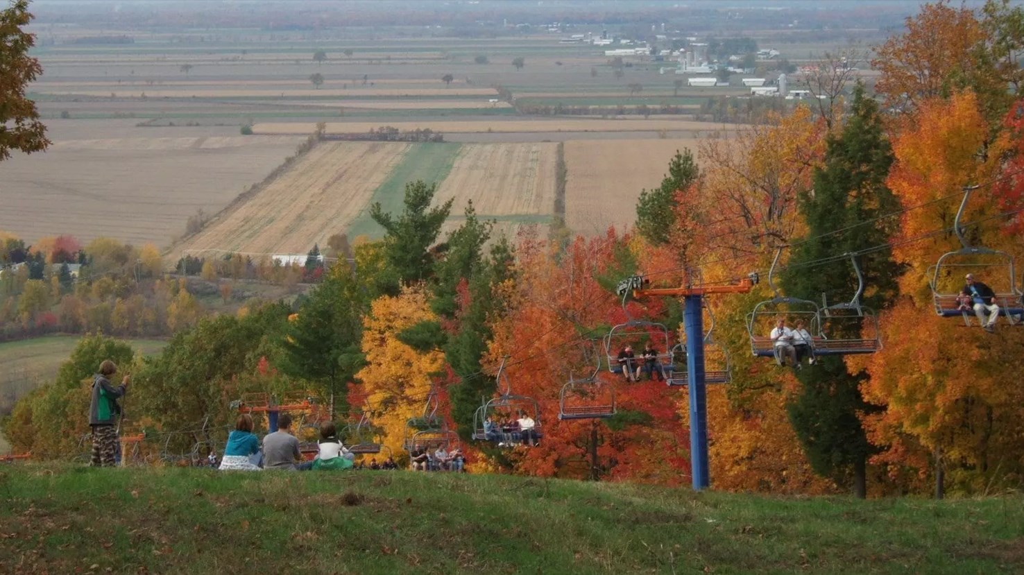 Dernière occasion pour profiter des couleurs du Mont-Rigaud