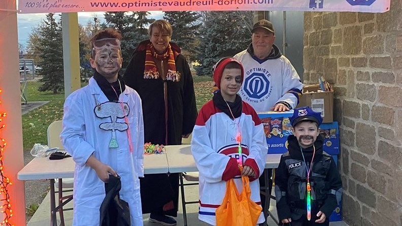 On est Optimiste à l’Halloween, à Vaudreuil-Dorion