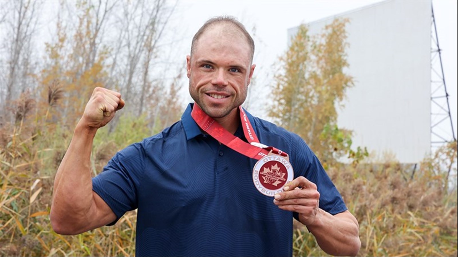 Un pompier d'ici amateur de culturisme met la main sur une médaille 