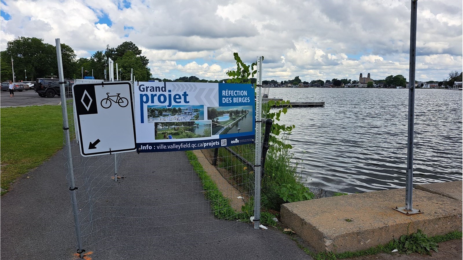 9 septembre 2022 : Stabilisation des berges au parc Sauvé: pas avant 2023 