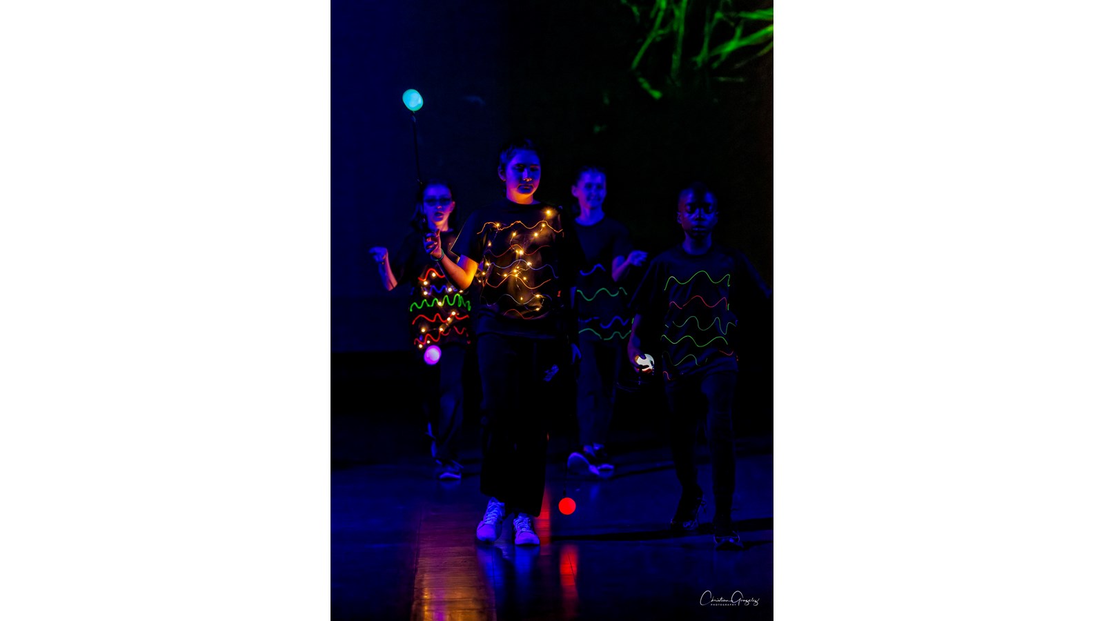 Un spectacle de cirque spatial pour les élèves de l'école Brind'Amour