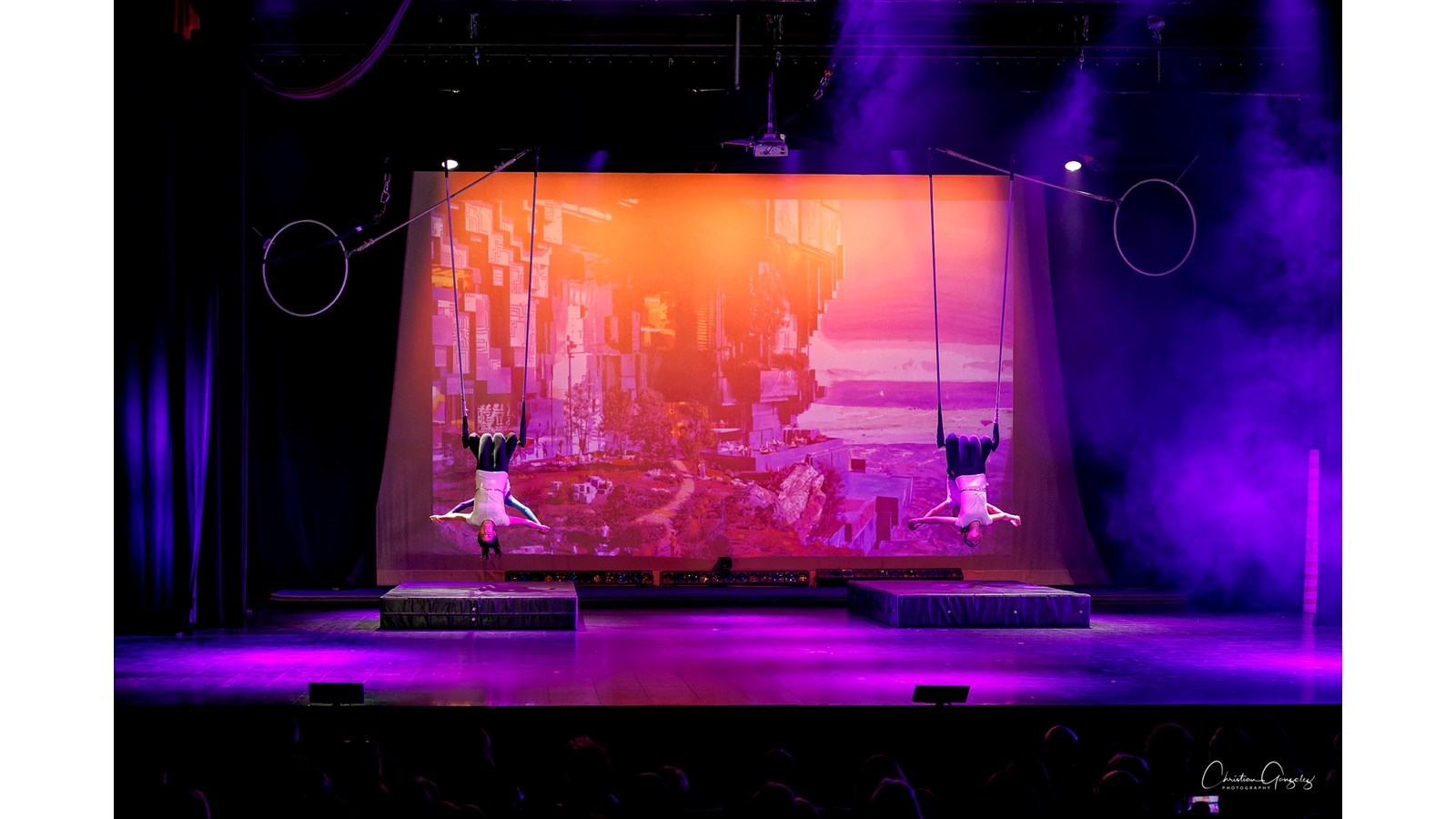 Un spectacle de cirque spatial pour les élèves de l'école Brind'Amour