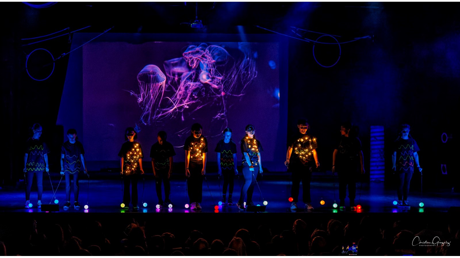 Un spectacle de cirque spatial pour les élèves de l'école Brind'Amour