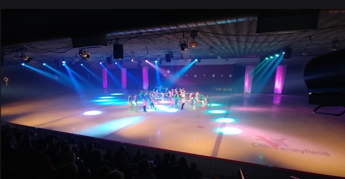 Revue sur Glace: 75 ans, Déjà pour Patinage Valleyfield 
