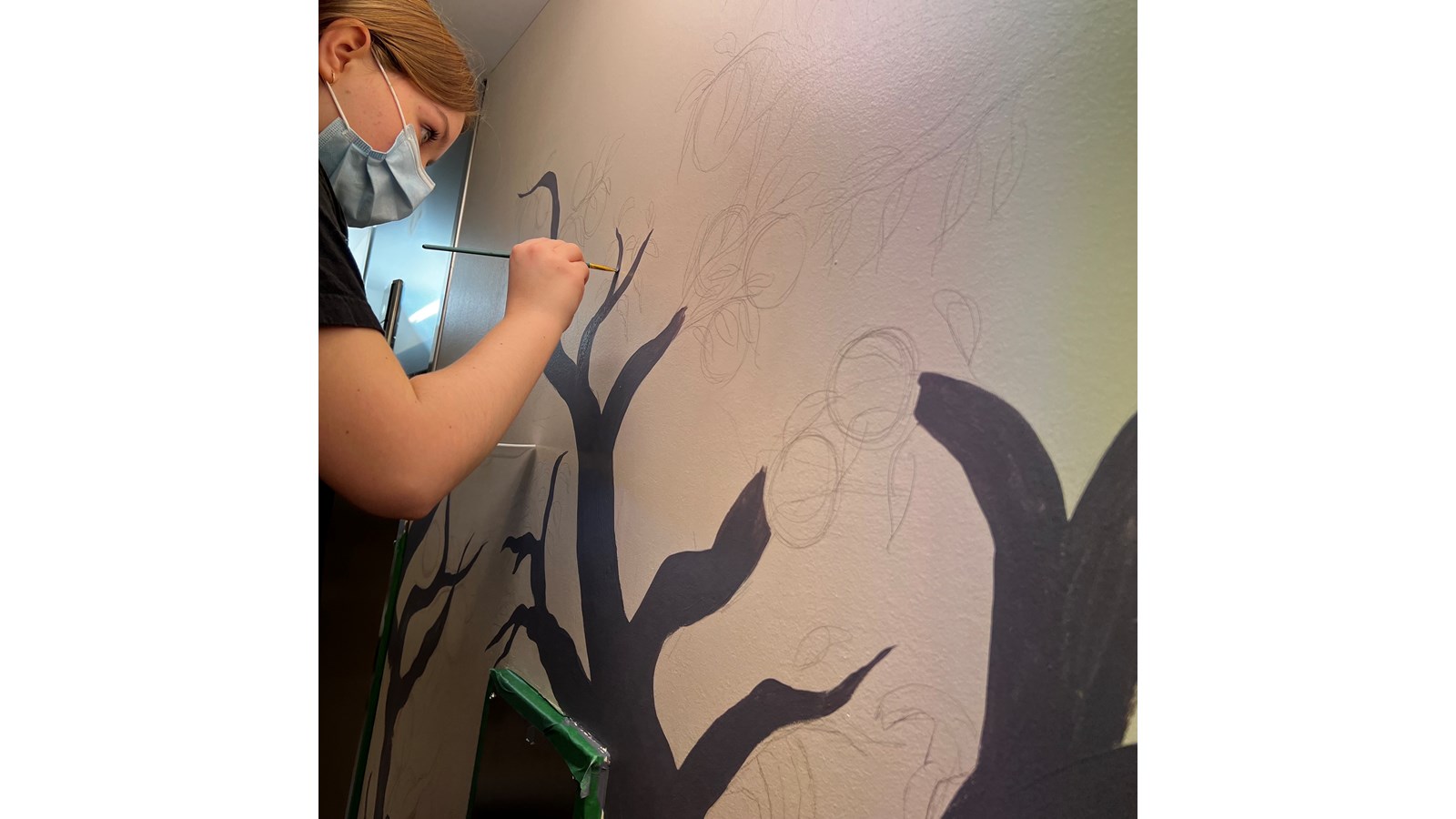 Les murales «Arbres de vie» sont créées à l'hôpital Sainte-Anne