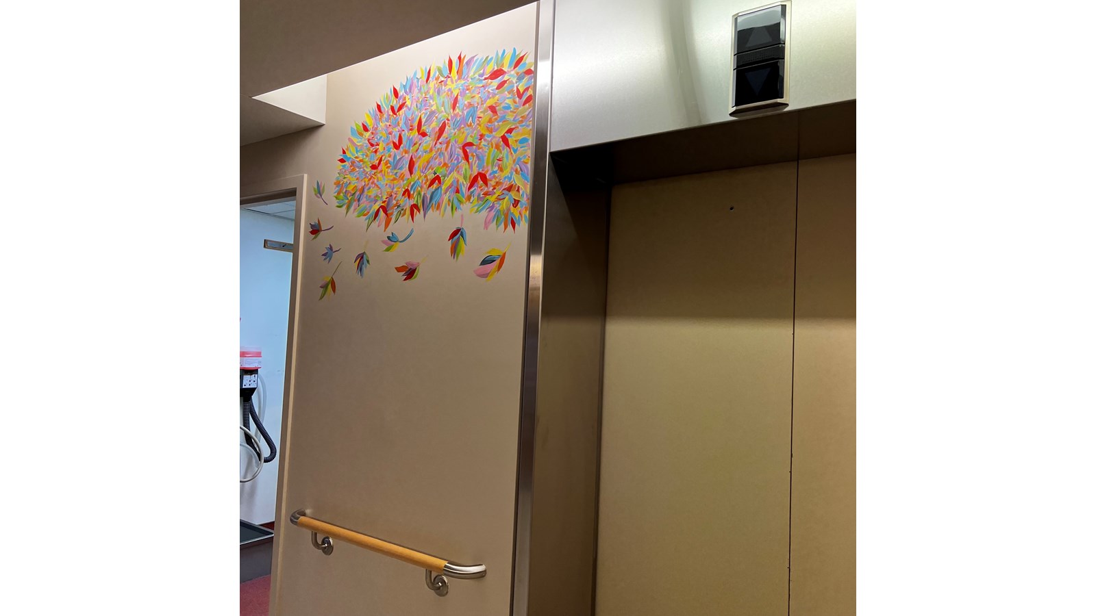 Les murales «Arbres de vie» sont créées à l'hôpital Sainte-Anne