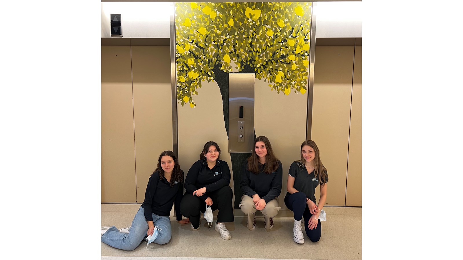 Les murales «Arbres de vie» sont créées à l'hôpital Sainte-Anne