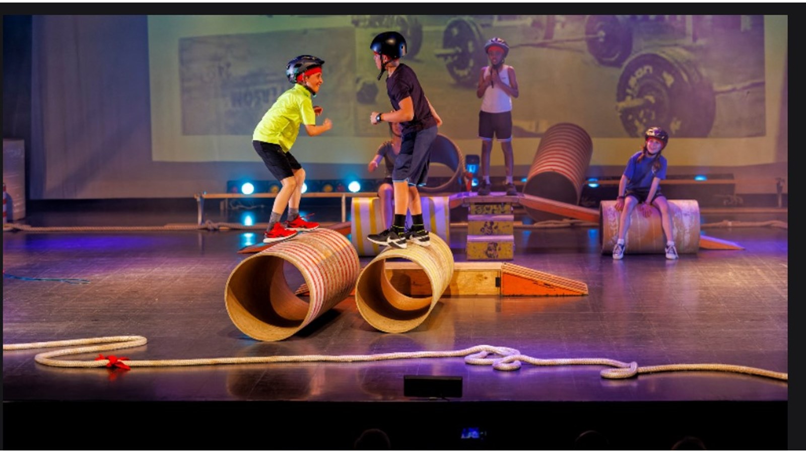 Festi-cirque: au tour des élèves de l'école Notre-Dame-de-Lorette de s'envoyer en l'air