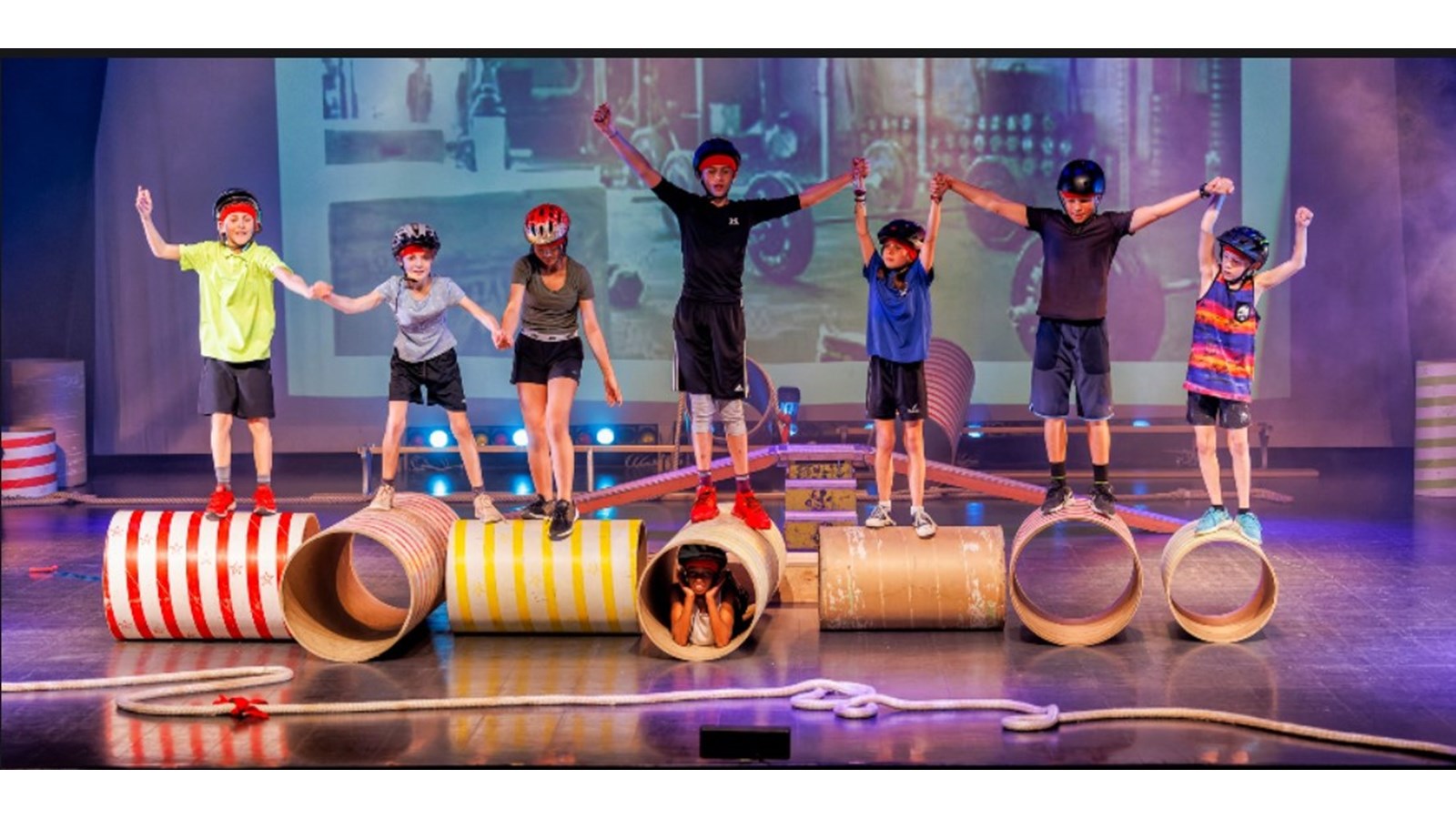 Festi-cirque: au tour des élèves de l'école Notre-Dame-de-Lorette de s'envoyer en l'air