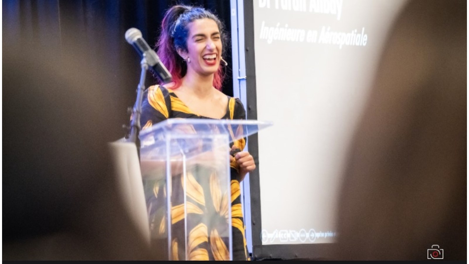 Retour en images sur la conférence de l'ingénieure de la NASA Farah Alibay