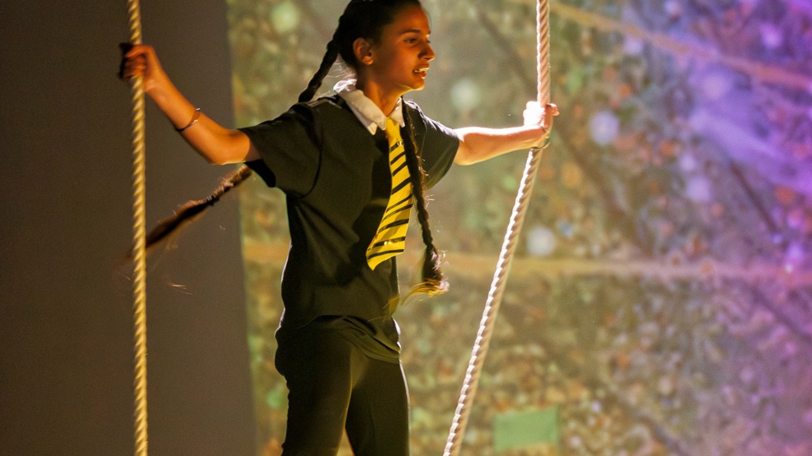 Festi-Cirque: un spectacle rythmé pour les élèves de l'école primaire des Étriers