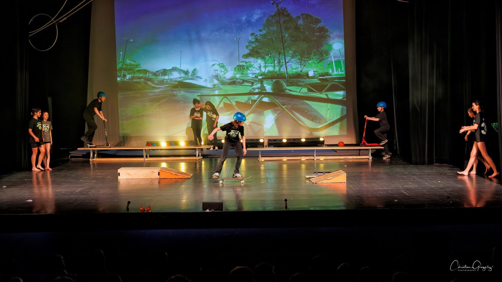 Festi-Cirque: un spectacle rythmé pour les élèves de l'école primaire des Étriers