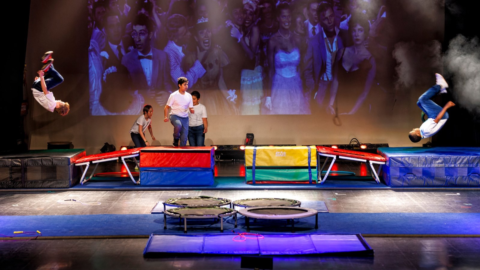 Festi-Cirque: un spectacle sur des airs disco pour l'école François-Perrot 