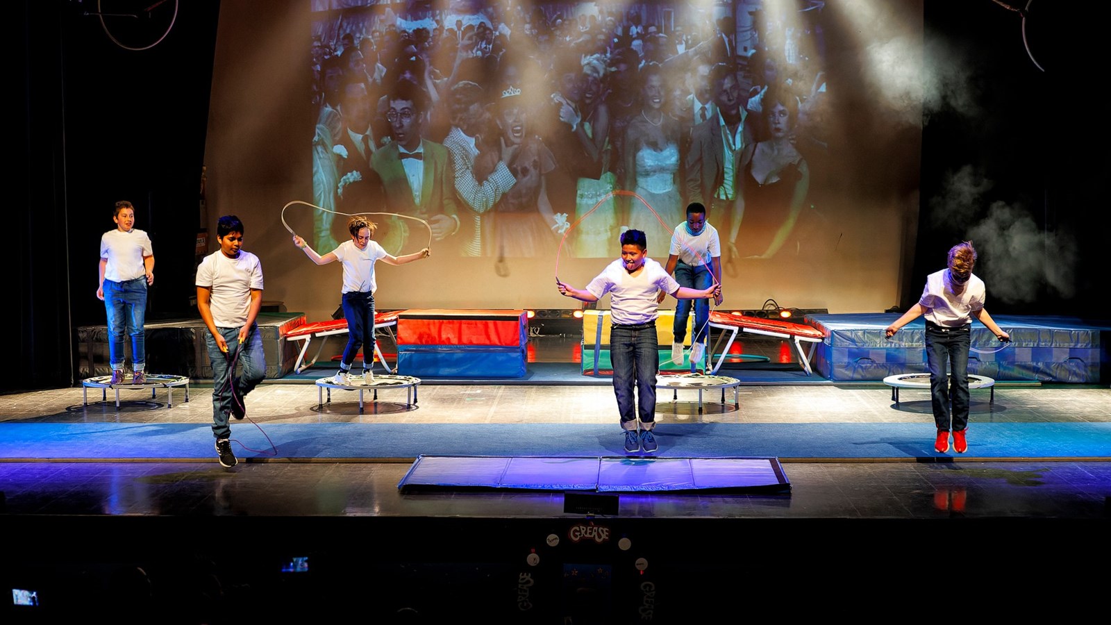 Festi-Cirque: un spectacle sur des airs disco pour l'école François-Perrot 