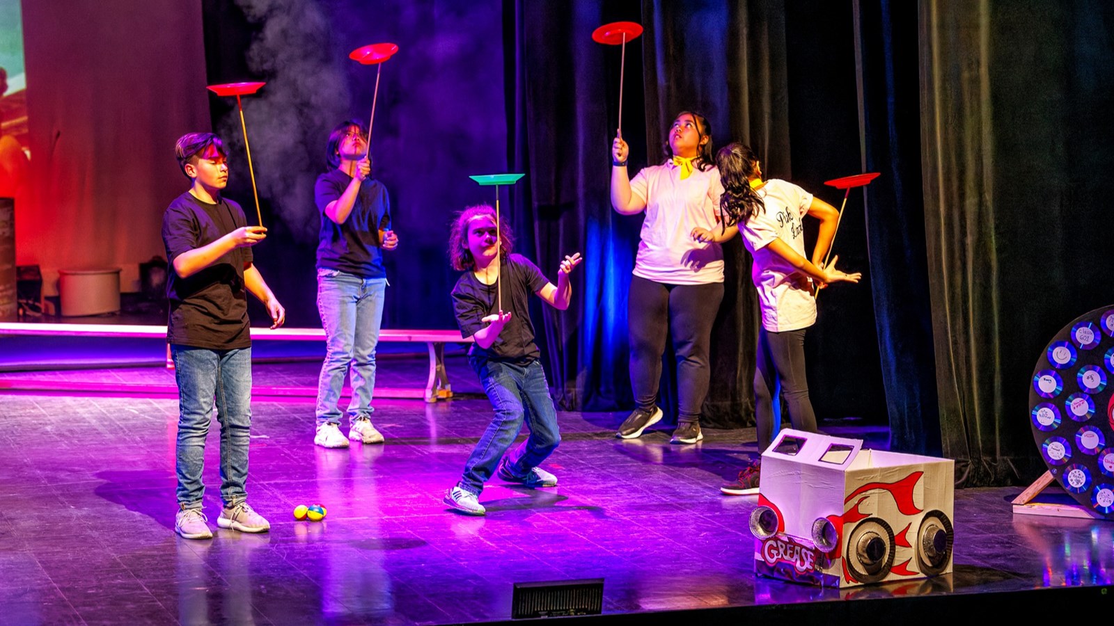 Festi-Cirque: un spectacle sur des airs disco pour l'école François-Perrot 