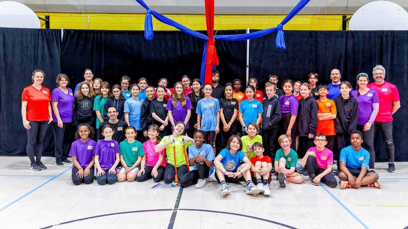 Festi-Cirque: trois représentations hautes en couleurs pour l'école Virginie-Roy