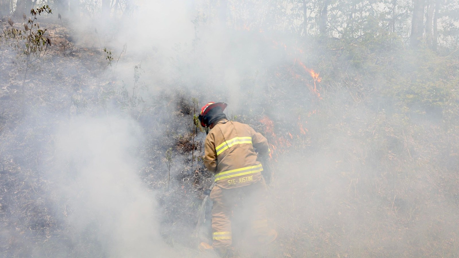 Un autre feu de broussailles occupe les pompiers de Vaudreuil-Soulanges 