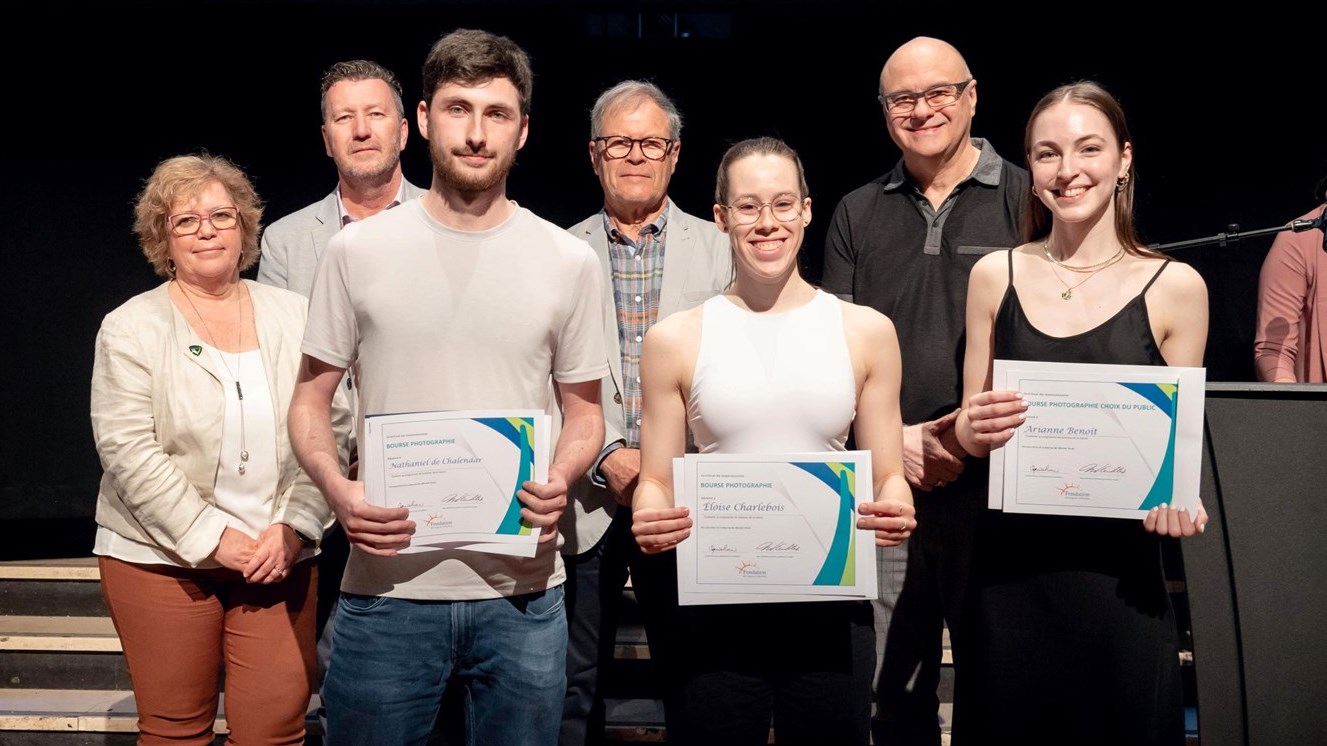 Bourses Michel Vinet pour Meilleures photographies: Nathaniel de Chalendar, Éloïse Charlebois, Océane Dagenais Leboeuf