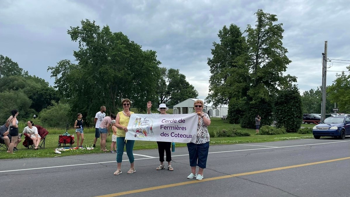 Retour en images sur le défilé de la Fête nationale à Coteau-du-Lac
