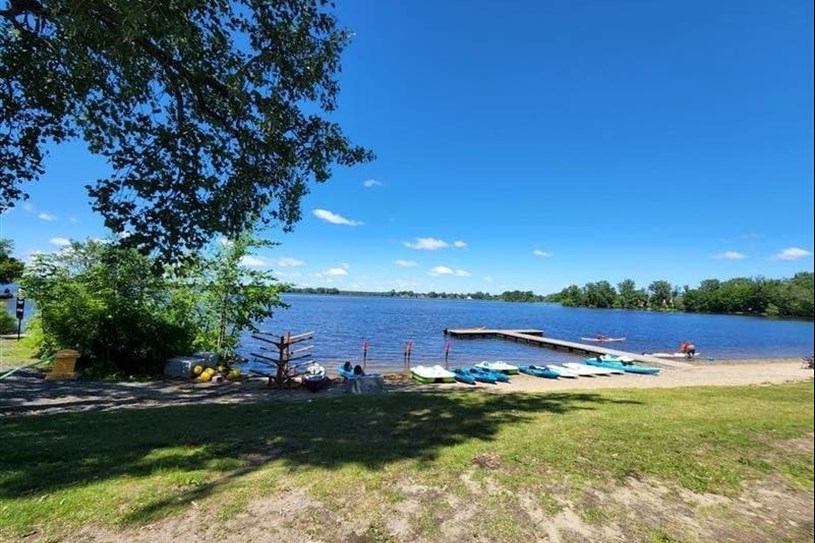 Free boat rentals July 8