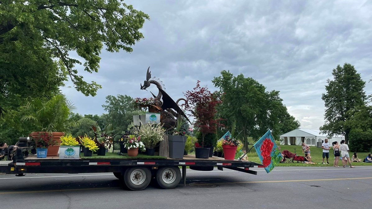 Retour en images sur le défilé de la Fête nationale à Coteau-du-Lac 